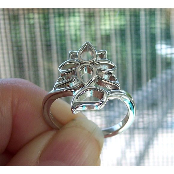 925 STERLING SILVER Large Lotus Flower Ring - Picture 6 of 16